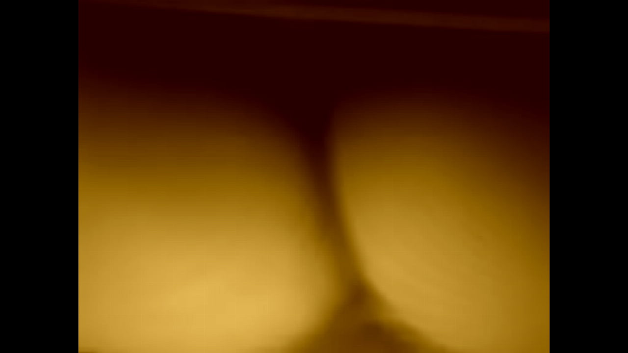 Mi esposa mexicana jugando con\n  un dildo