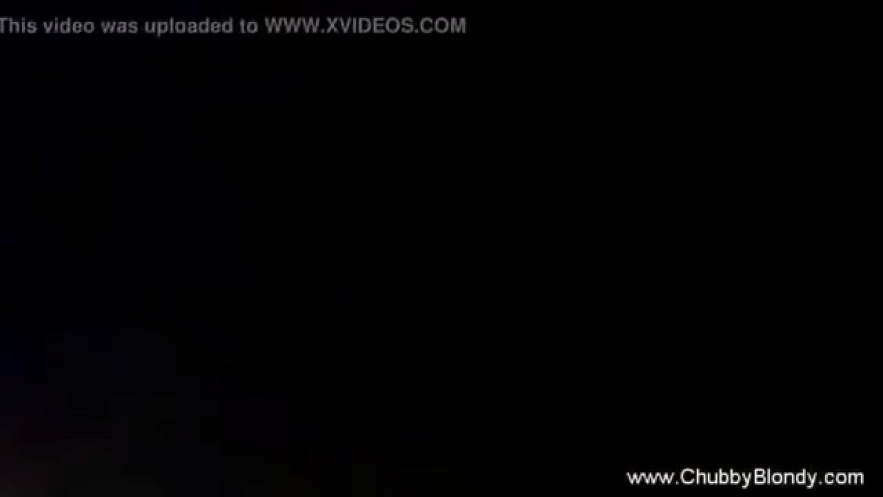 with a hot Latina\n    \n    \"Intenso sexo casero con una ardiente latina\"
