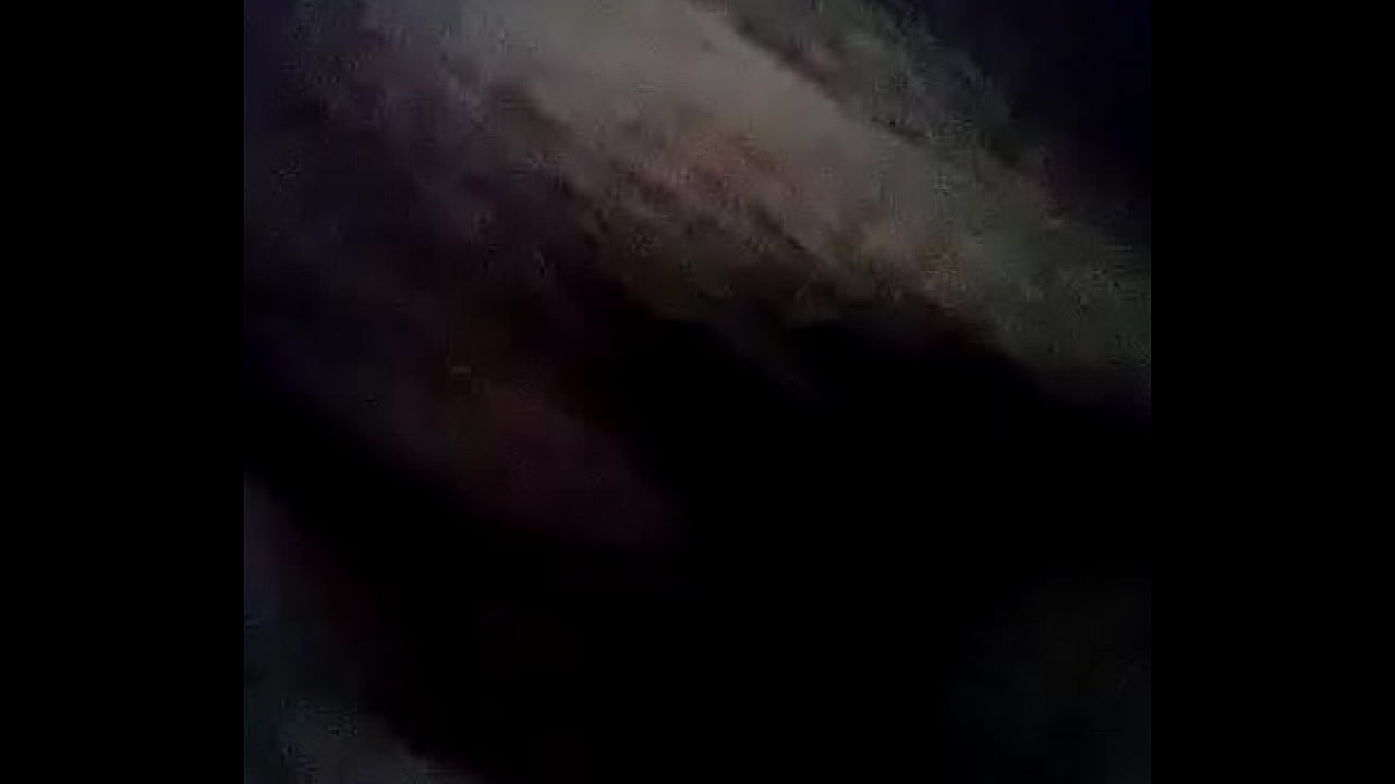 Placer solitario de una\n  gordita en su video casero