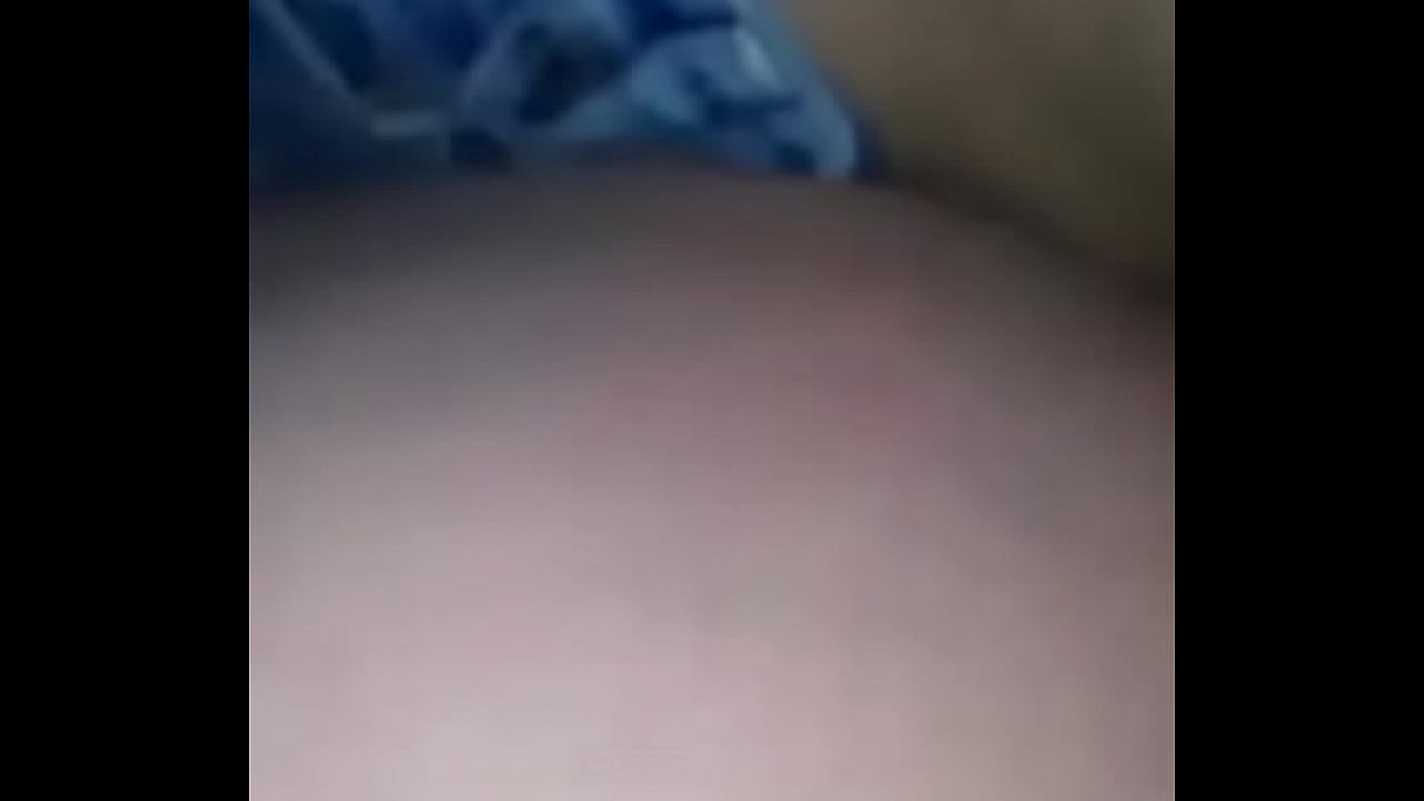 Video casero de pareja mexicana en la cama, se la hace bien rico