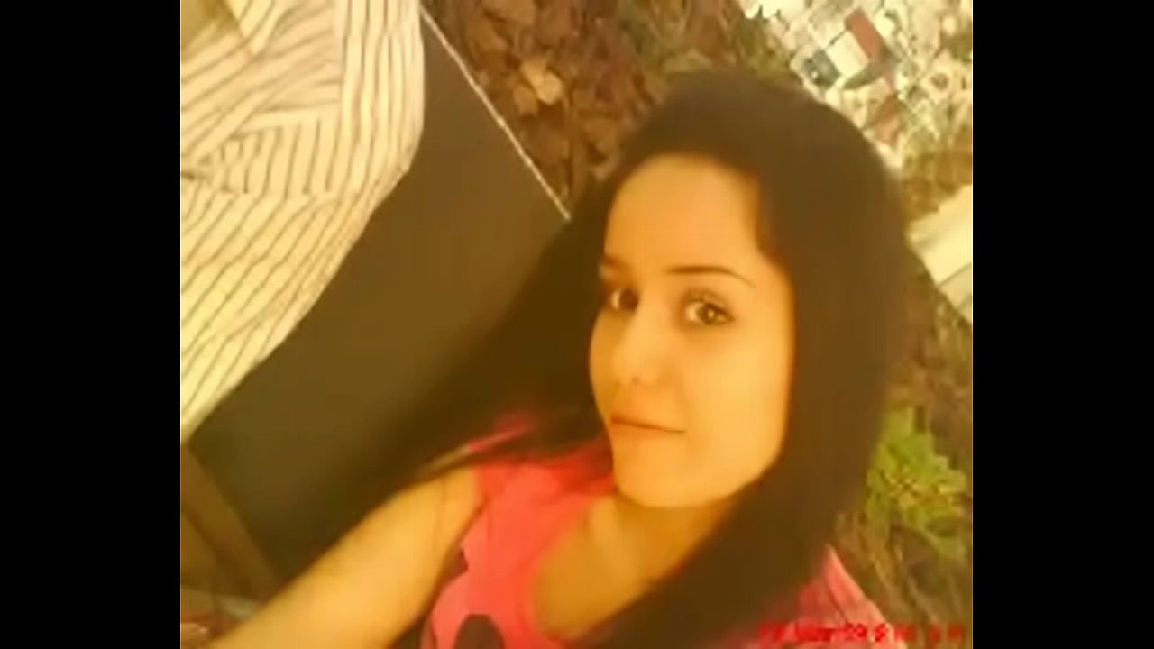 Nena golosa mexicana en acción