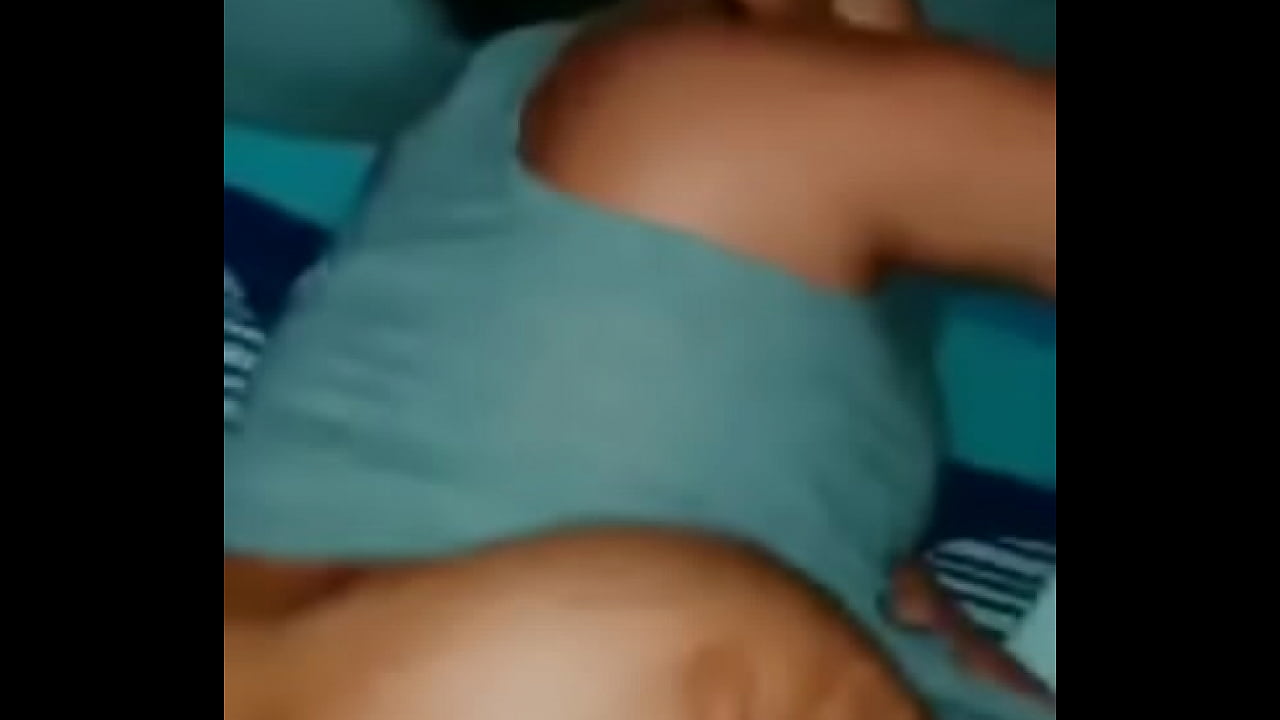 Vecina caliente: sexo en su casa