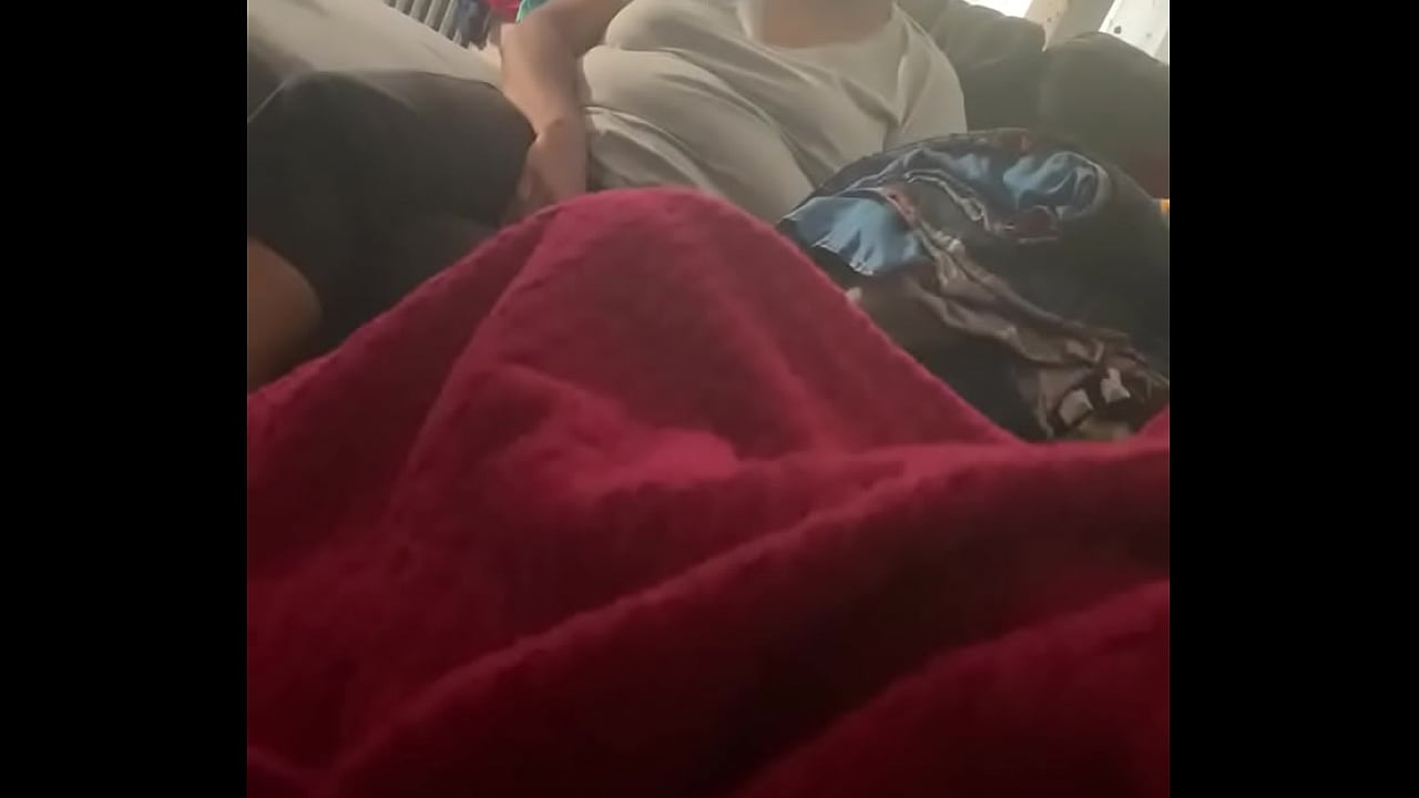 Secretos de una suegra curiosa en\n  familia