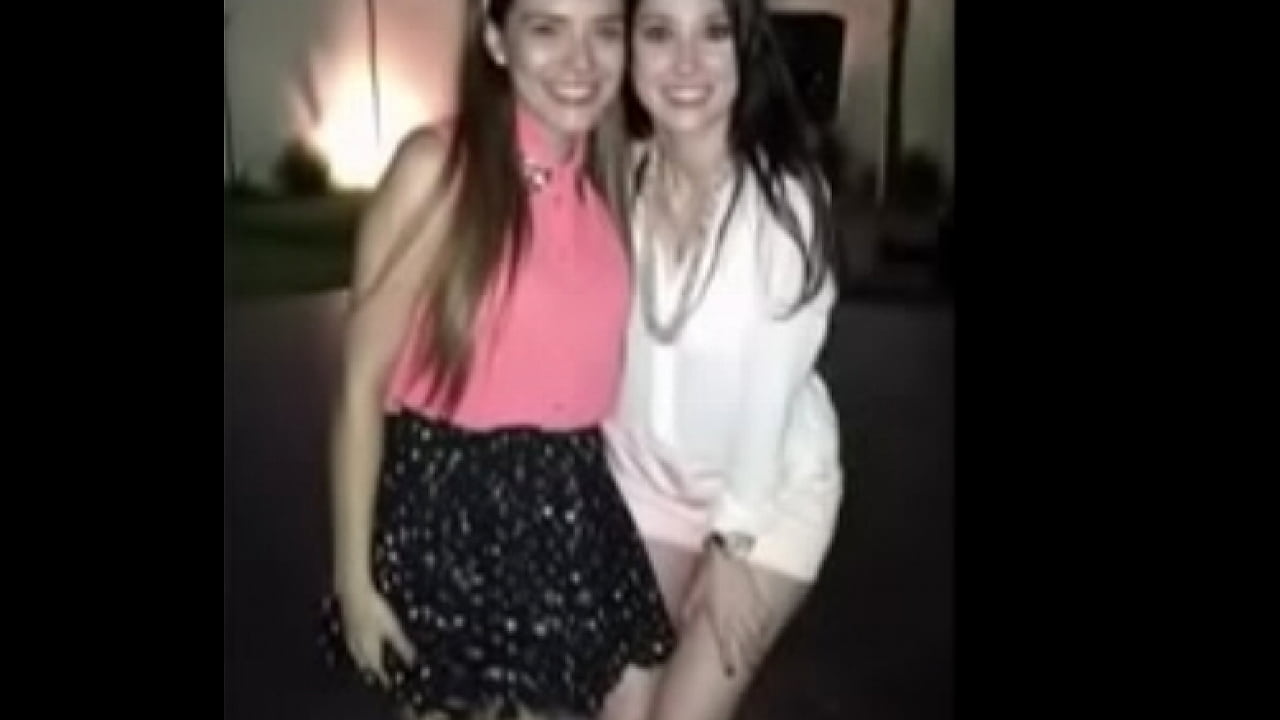 Trío con Enfermeras Latinas Ardientes