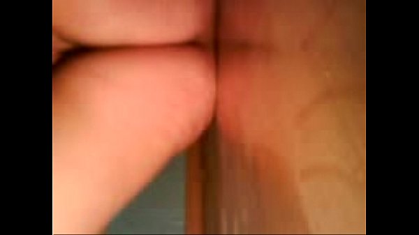 Joven de Guadalajara muestra su cuerpo a\n  cambio de saldo para su celular