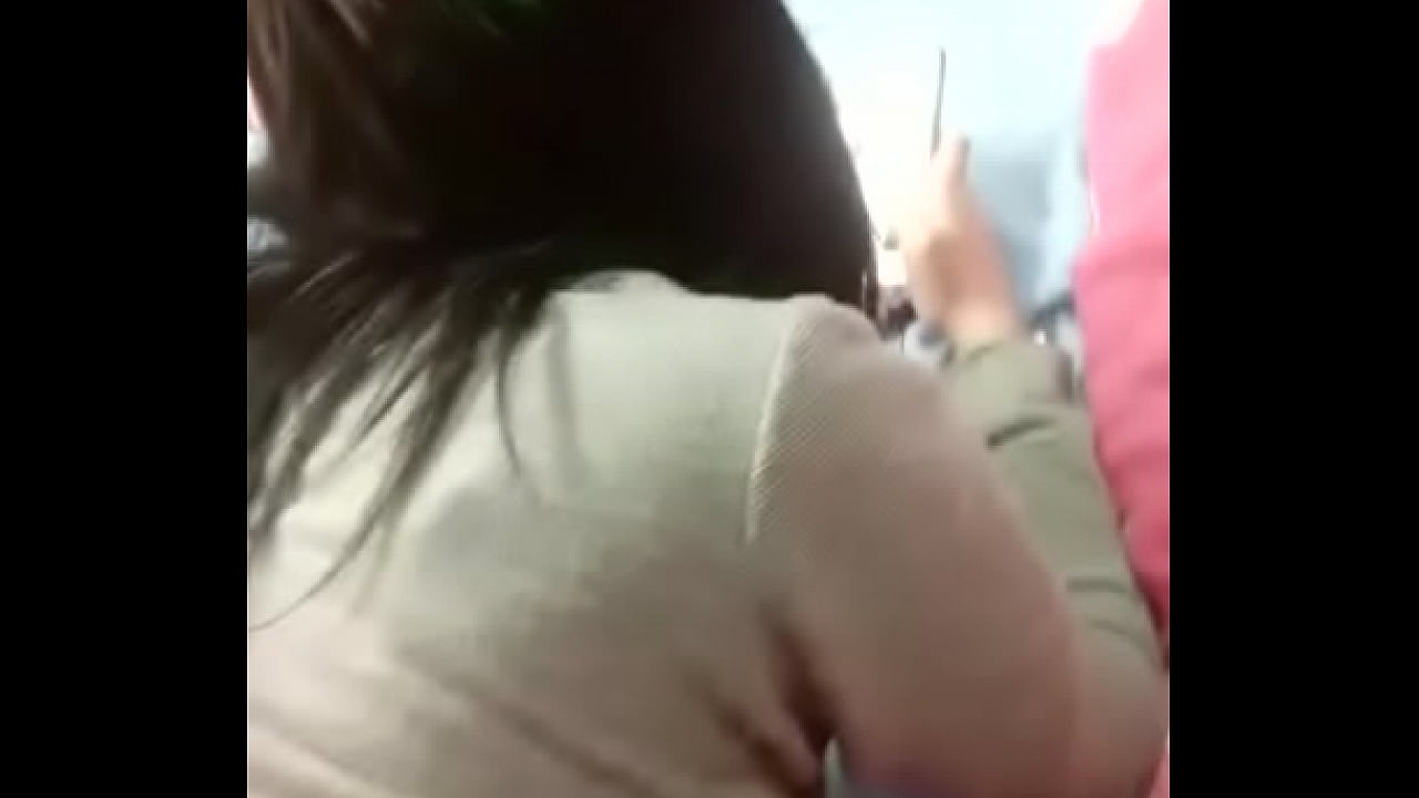 Conversación caliente de novia pidiendo\n  semen por teléfono