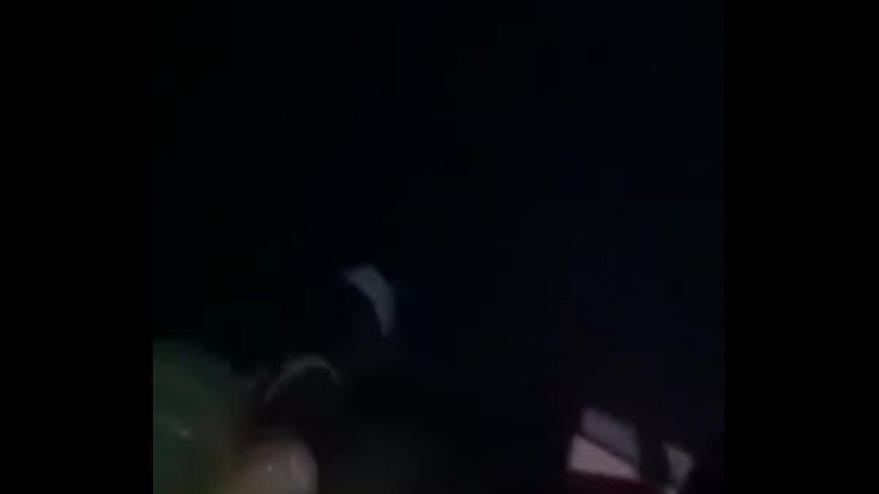 Masturbándome con la mano