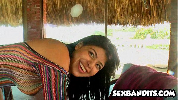 Latina colombiana con culo\n  grande follando (40 caracteres)