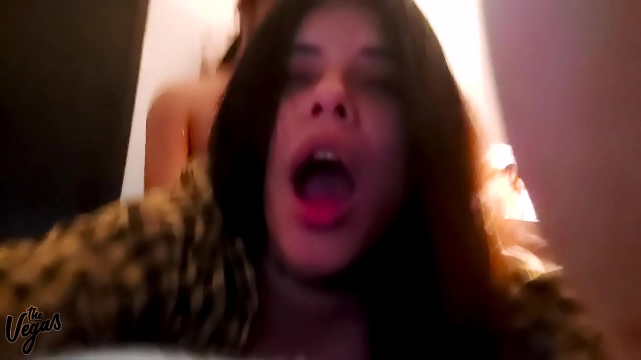 Perdió la apuesta y me pagó con cuca, sin que la cachen