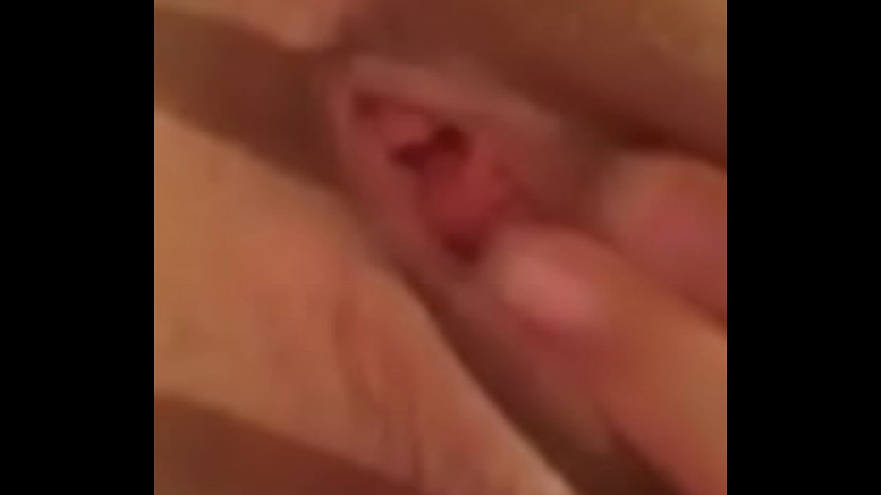 Se le antojó chatear picardías por WhatsApp, y terminaron en video bien caliente