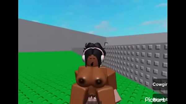 La novia morena le da duro a su mexicano en la cama