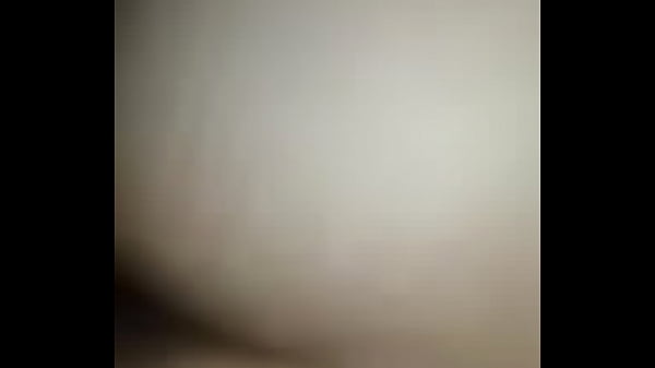 Ella y su culazo bien rico, mexicana de trasero grande y jugoso