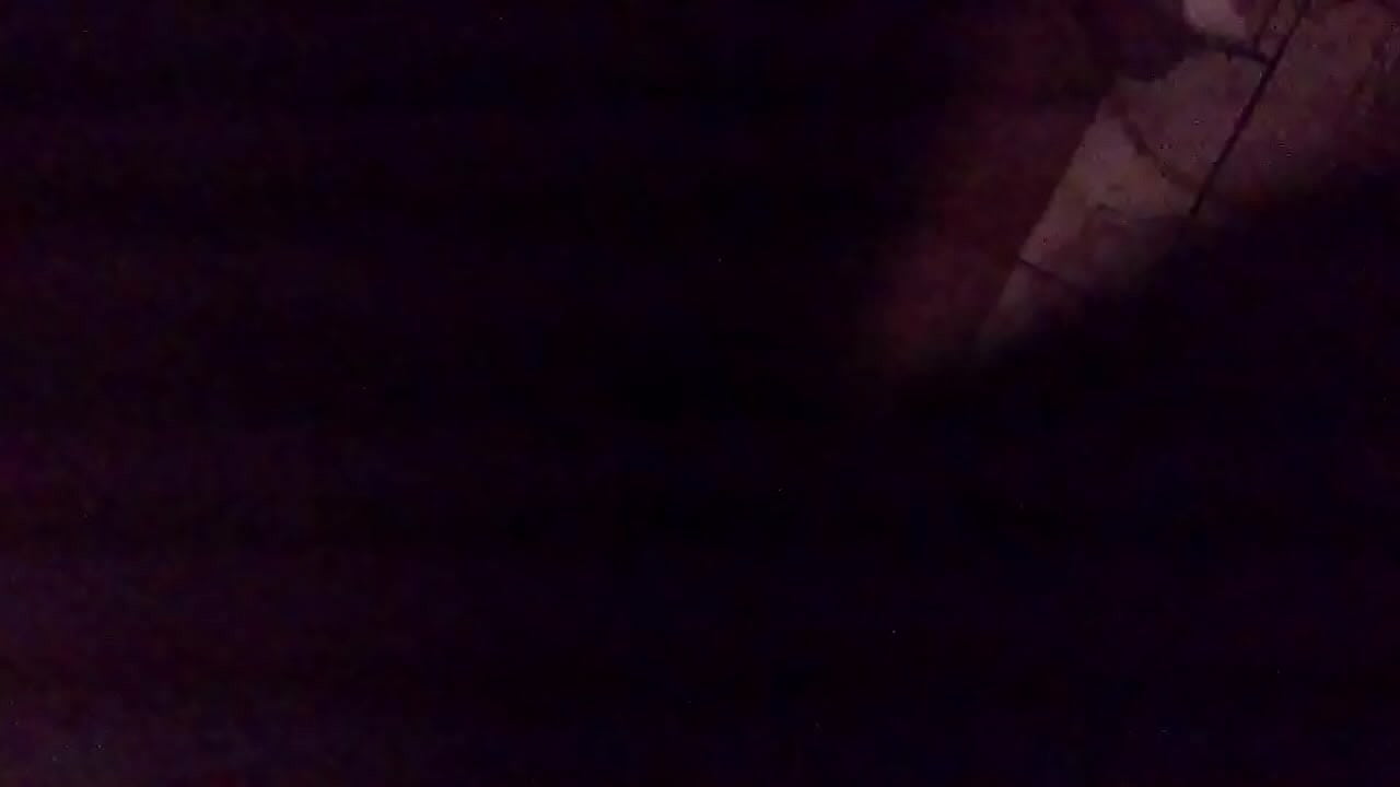 Cachando a una latina bien caliente y ardiente