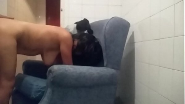 Peruana caliente acepta\n  dinero por sexo apasionado