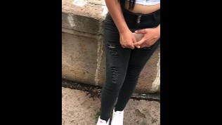 Joven mexicana de 19 años\n  tiene sexo por dinero en público con su novio, Parte 1