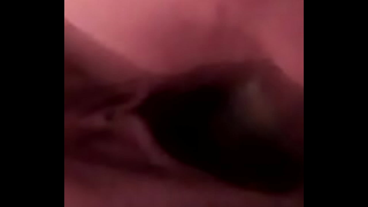 Mexicana se masturba en vivo\n  por cámara web