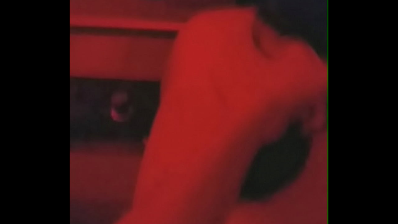 Placer intenso con una\n  nalgona que adora la verga dura